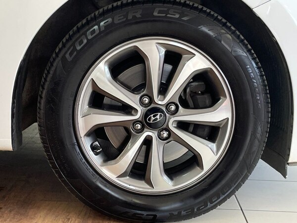 Used Hyundai i20 2019 for sale - 76118787: Photo 34
