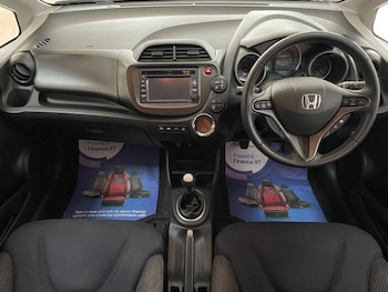 Used Honda Jazz 2013 for sale - 75521749: Photo