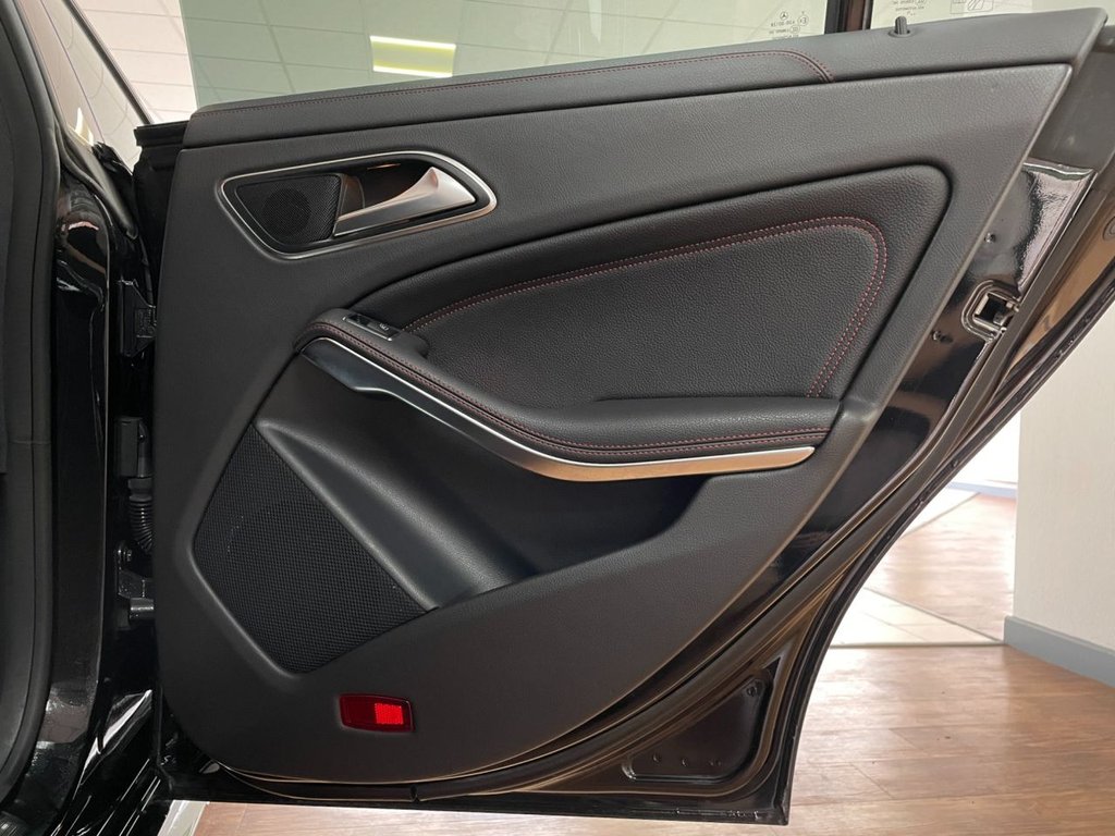 Used Mercedes-Benz CLA 2015 for sale - 76345977: Photo 38