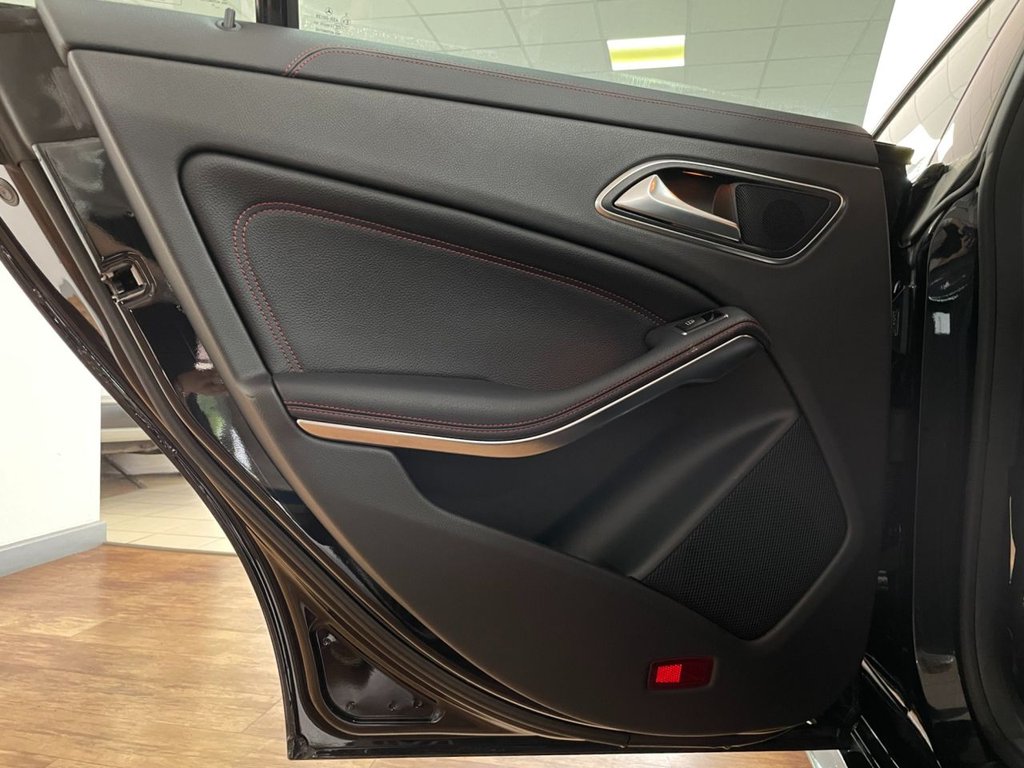 Used Mercedes-Benz CLA 2015 for sale - 76345977: Photo 39