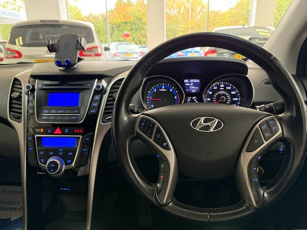 Used Hyundai i30 2014 for sale - 76241360: Photo 19