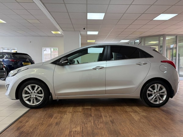 Used Hyundai i30 2014 for sale - 76241360: Photo 9