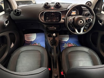 Used smart fortwo 2018 for sale - 78863267: Photo