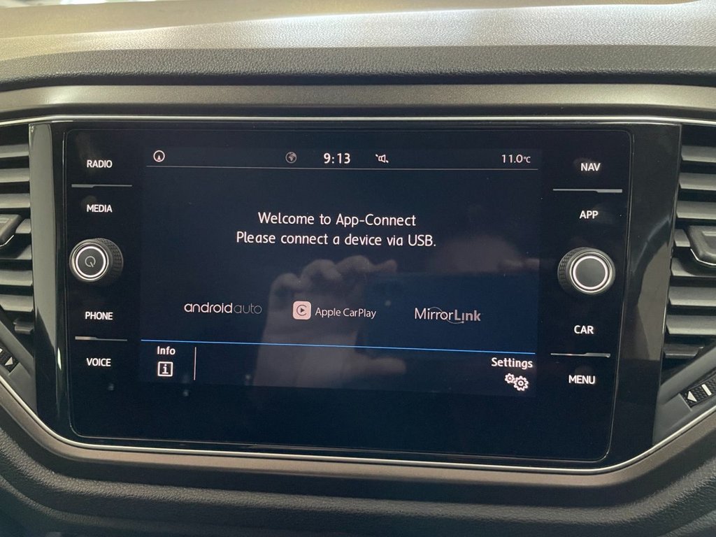 Used Volkswagen T-Roc 2019 for sale - 76655481: Photo 25