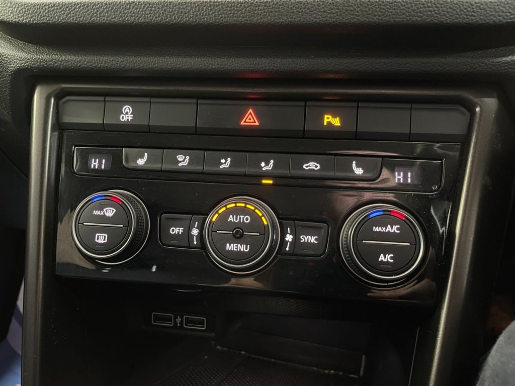 Used Volkswagen T-Roc 2019 for sale - 76655481: Photo 28