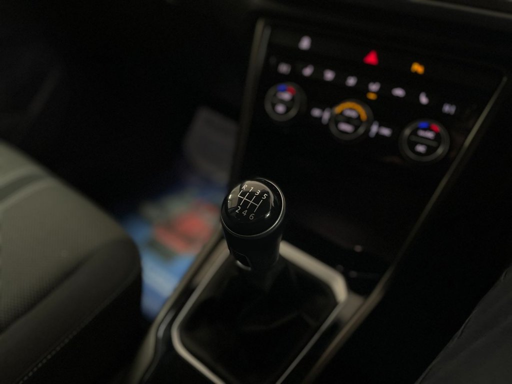 Used Volkswagen T-Roc 2019 for sale - 76655481: Photo 29