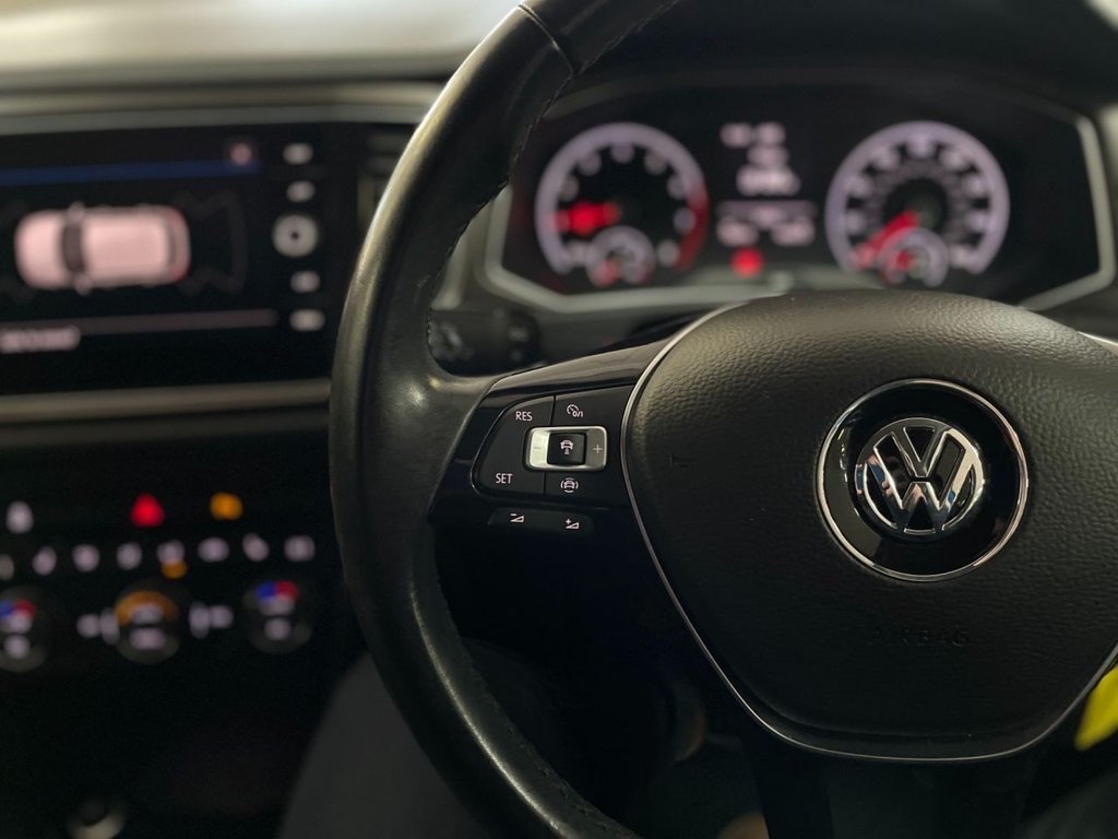 Used Volkswagen T-Roc 2019 for sale - 76655481: Photo 31