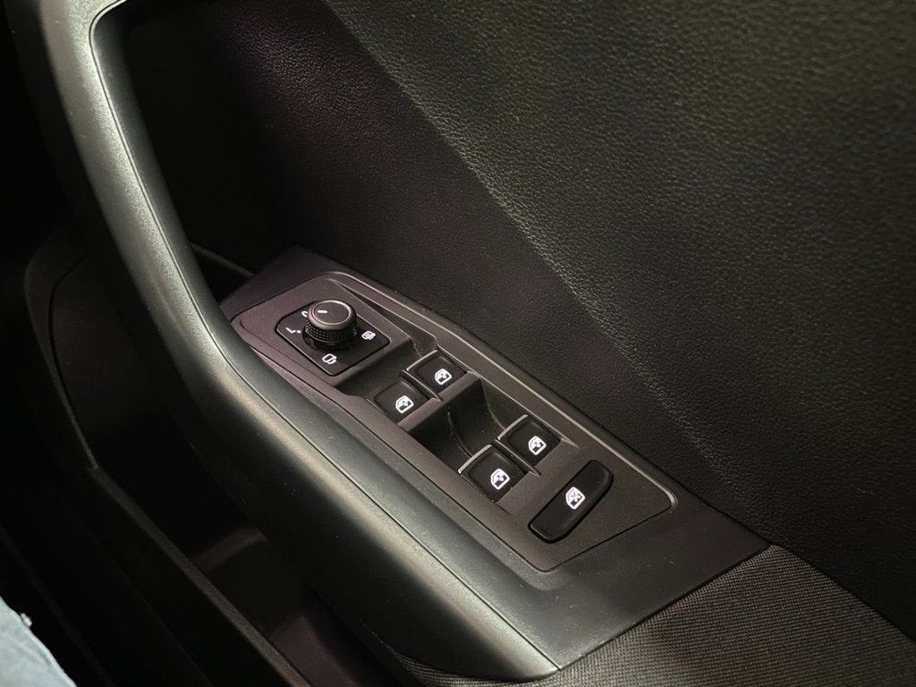 Used Volkswagen T-Roc 2019 for sale - 76655481: Photo 33