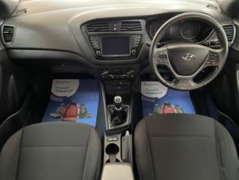 Used Hyundai i20 2018 for sale - 75028680: Photo