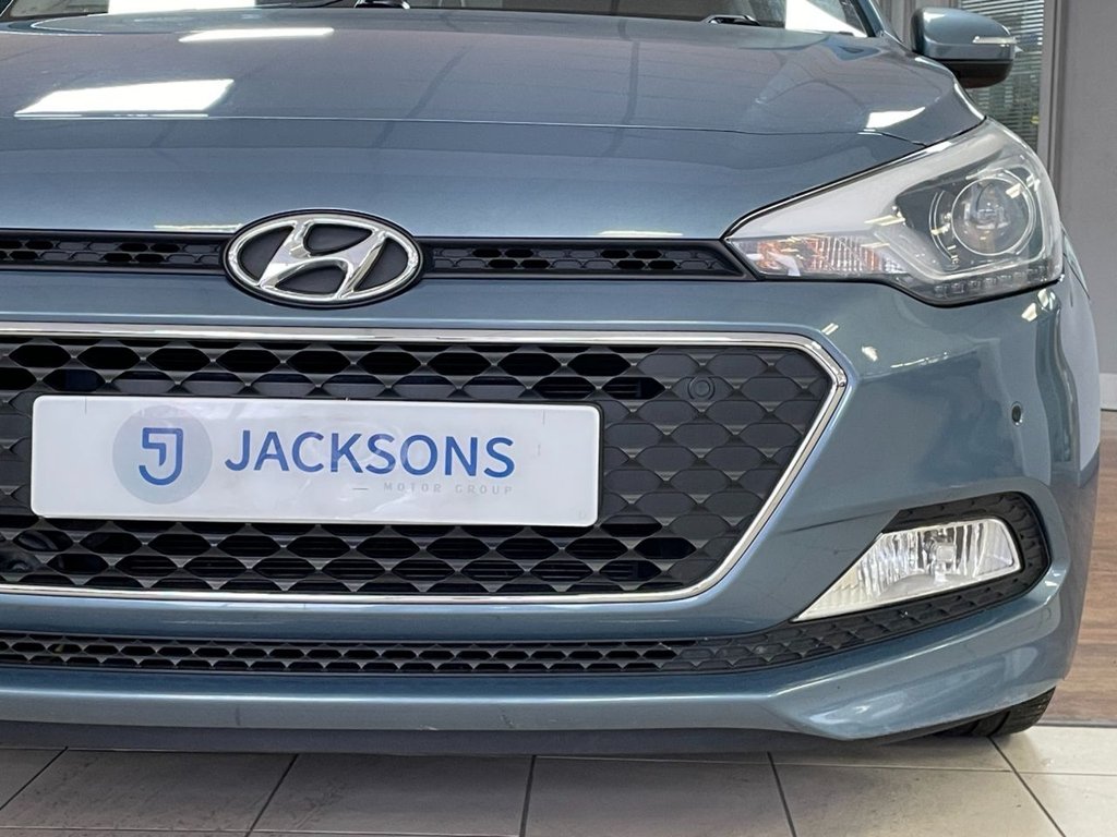 Used Hyundai i20 2015 for sale - 76973236: Photo 7