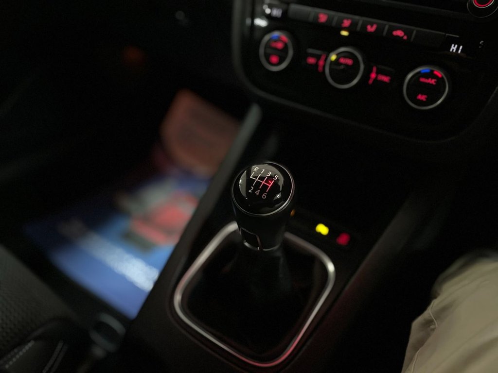 Used Volkswagen Scirocco 2016 for sale - 76973117: Photo 28