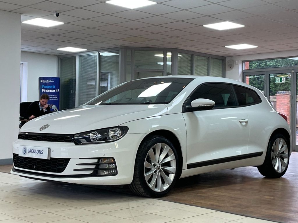 Used Volkswagen Scirocco 2016 for sale - 76973117: Photo 4