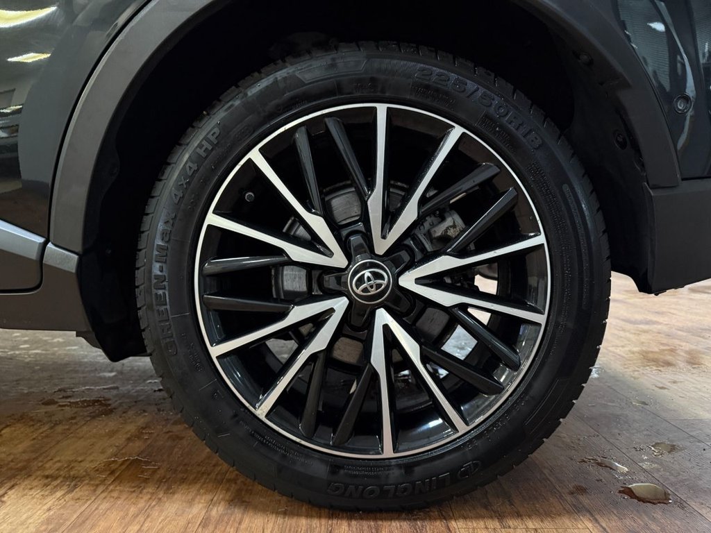 Used Toyota C-HR 2017 for sale - 77692780: Photo 31