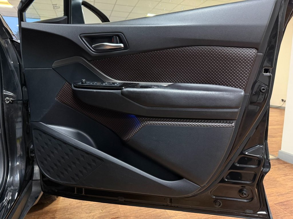 Used Toyota C-HR 2017 for sale - 77692780: Photo 34