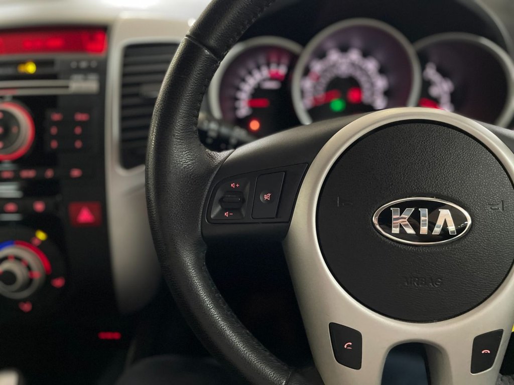 Used Kia Venga 2014 for sale - 76724139: Photo 26