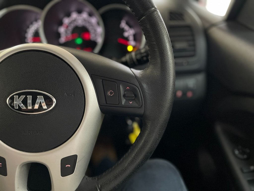 Used Kia Venga 2014 for sale - 76724139: Photo 27