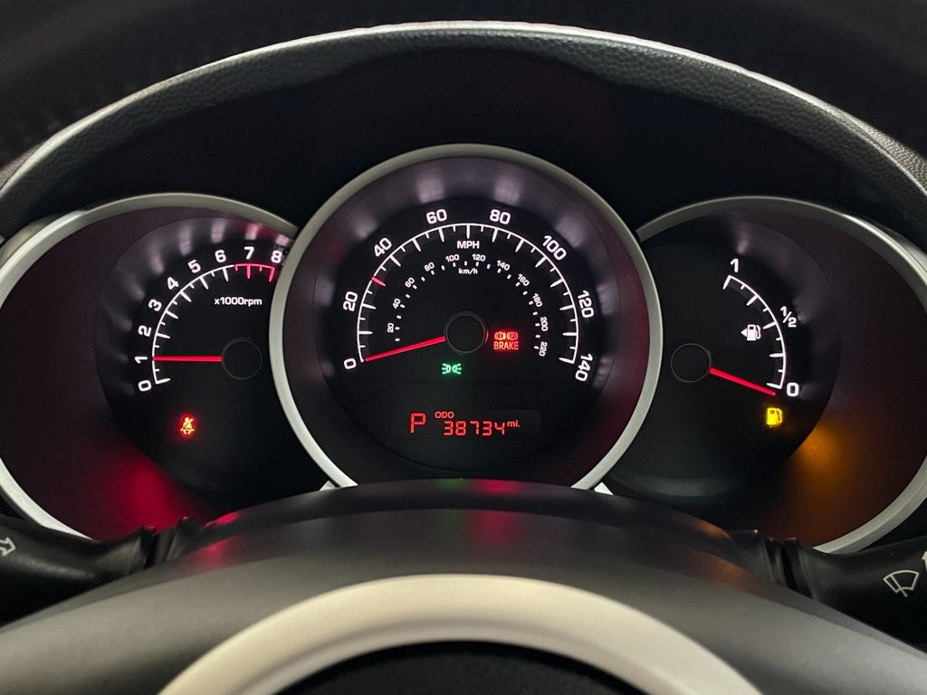 Used Kia Venga 2014 for sale - 76724139: Photo 29