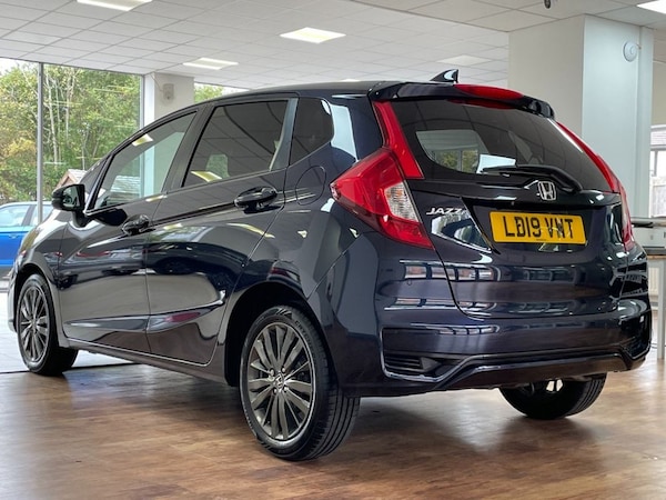 Used Honda Jazz 2019 for sale - 76241370: Photo 10