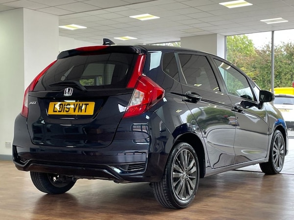 Used Honda Jazz 2019 for sale - 76241370: Photo 12