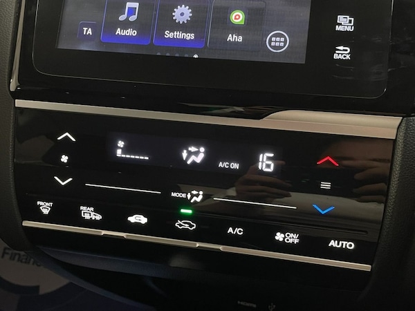Used Honda Jazz 2019 for sale - 76241370: Photo 26