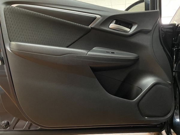 Used Honda Jazz 2019 for sale - 76241370: Photo 42