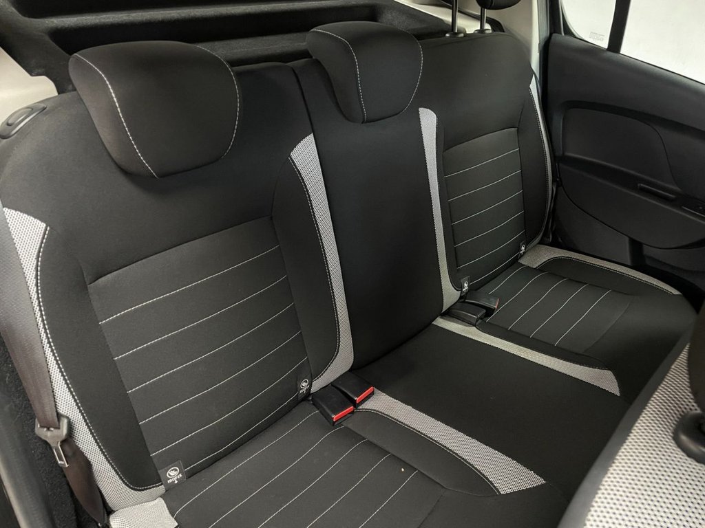 Used Dacia Sandero Stepway 2019 for sale - 76710830: Photo 18