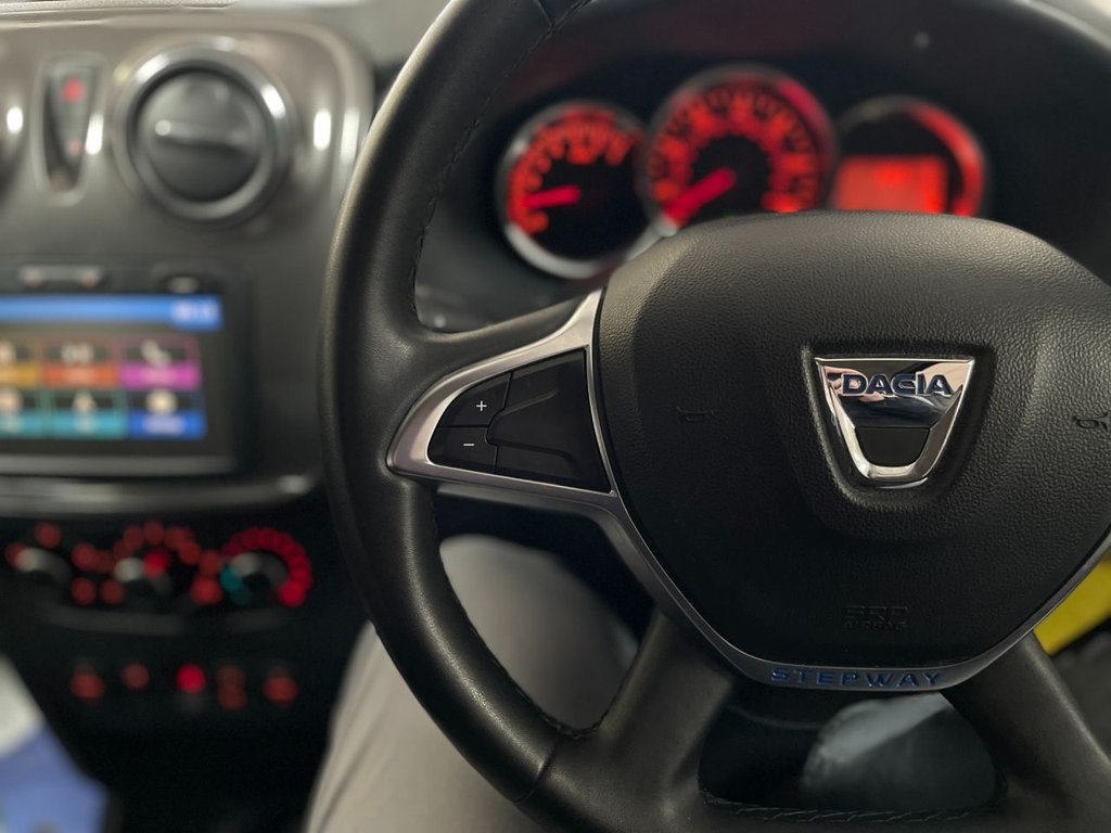 Used Dacia Sandero Stepway 2019 for sale - 76710830: Photo 28