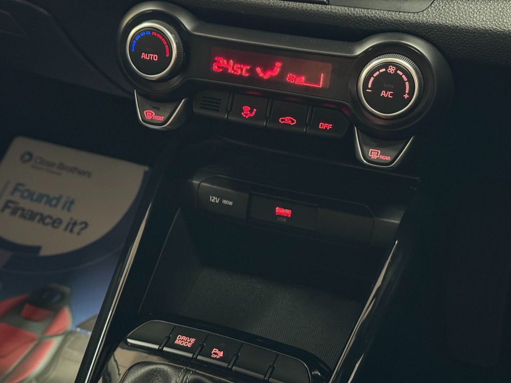 Used Kia Stonic 2022 for sale - 76927544: Photo 24