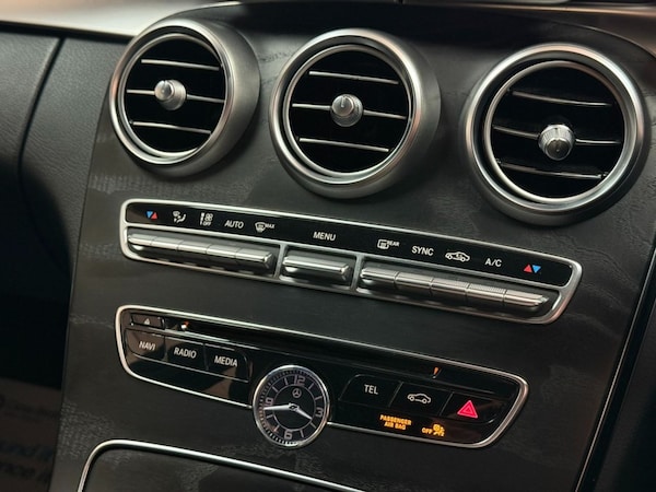 Used Mercedes-Benz C-Class 2018 for sale - 76241359: Photo 23