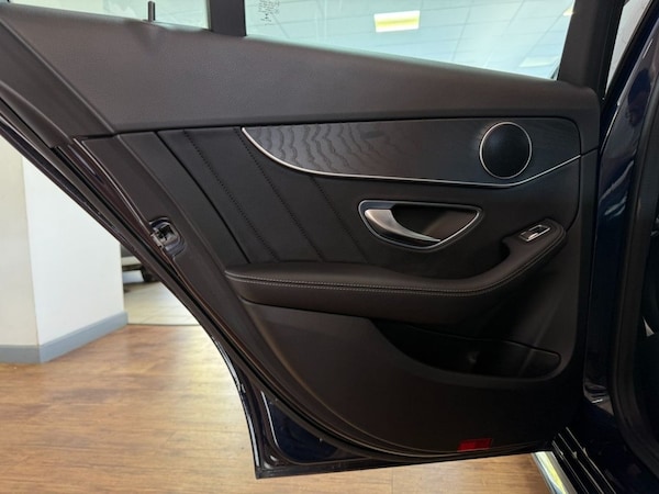 Used Mercedes-Benz C-Class 2018 for sale - 76241359: Photo 37