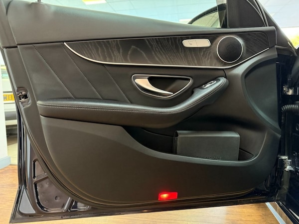 Used Mercedes-Benz C-Class 2018 for sale - 76241359: Photo 38