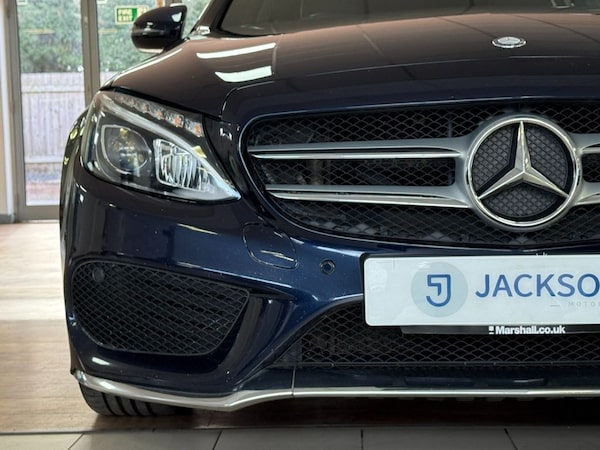 Used Mercedes-Benz C-Class 2018 for sale - 76241359: Photo 5