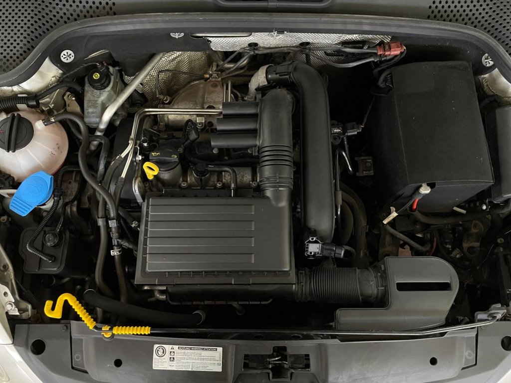 Used Volkswagen Beetle 2016 for sale - 77026846: Photo 38