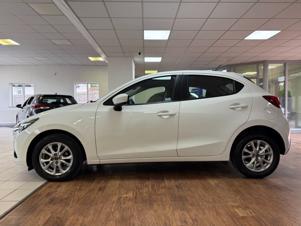 Used Mazda Mazda2 2017 for sale - 76345420: Photo 9