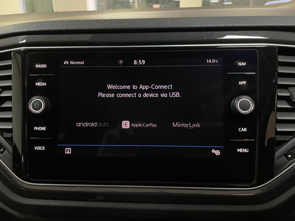 Used Volkswagen T-Roc 2020 for sale - 76985844: Photo 25