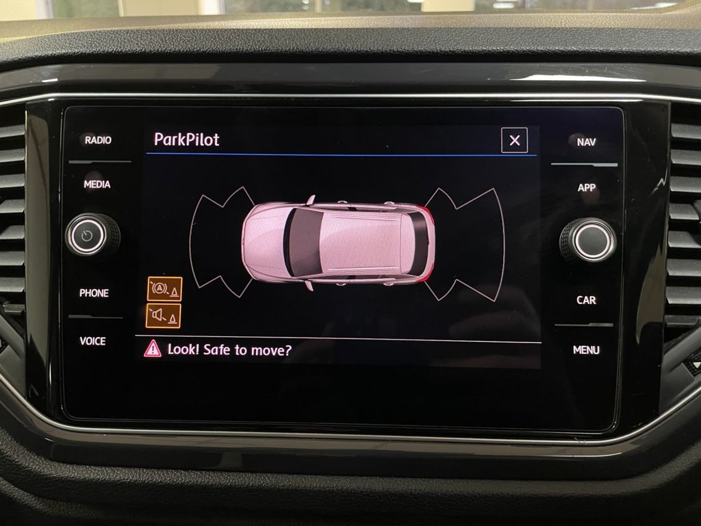 Used Volkswagen T-Roc 2020 for sale - 76985844: Photo 26