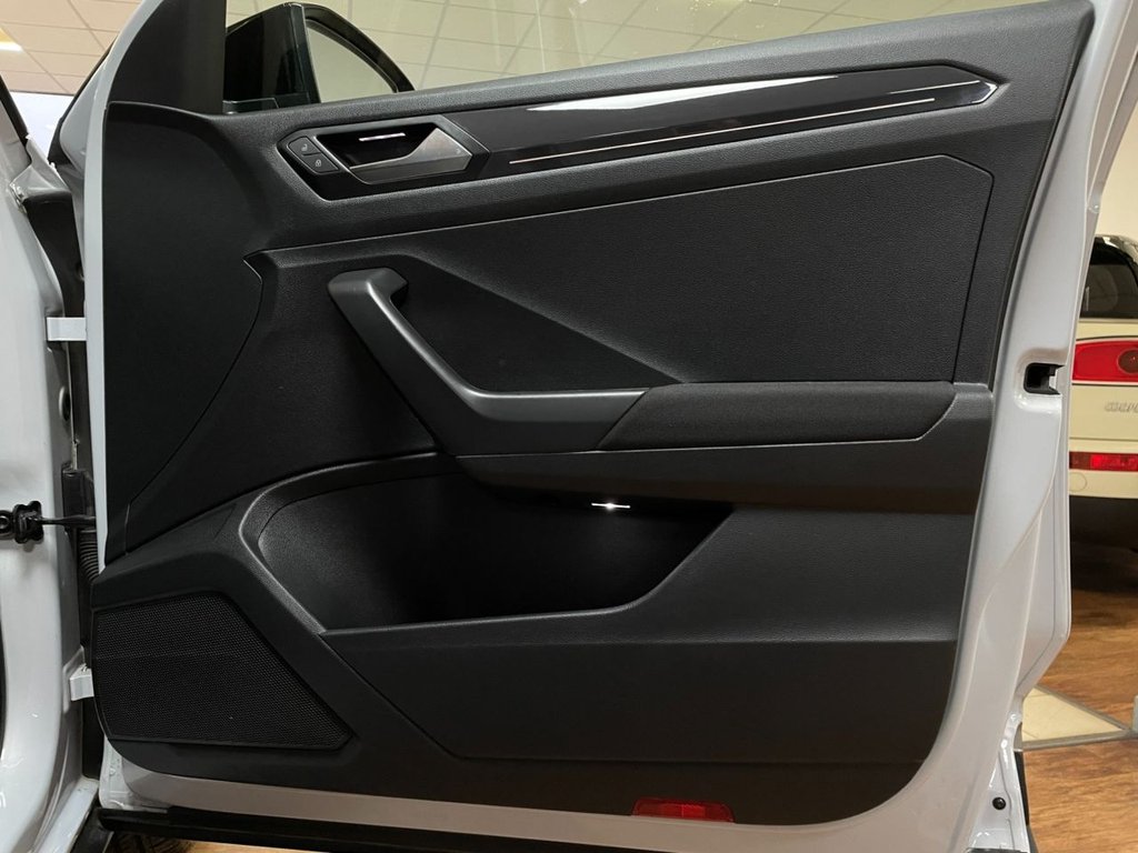 Used Volkswagen T-Roc 2020 for sale - 76985844: Photo 40