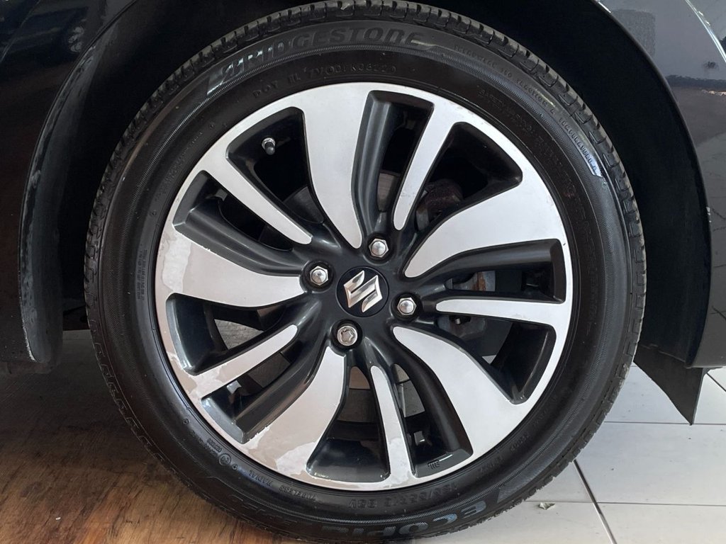 Used Suzuki Swift 2018 for sale - 76068743: Photo 35