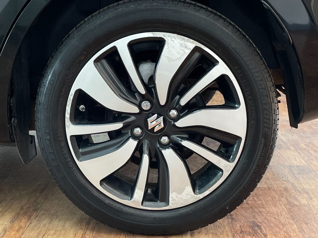 Used Suzuki Swift 2018 for sale - 76068743: Photo 37