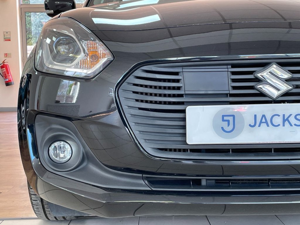 Used Suzuki Swift 2018 for sale - 76068743: Photo 6