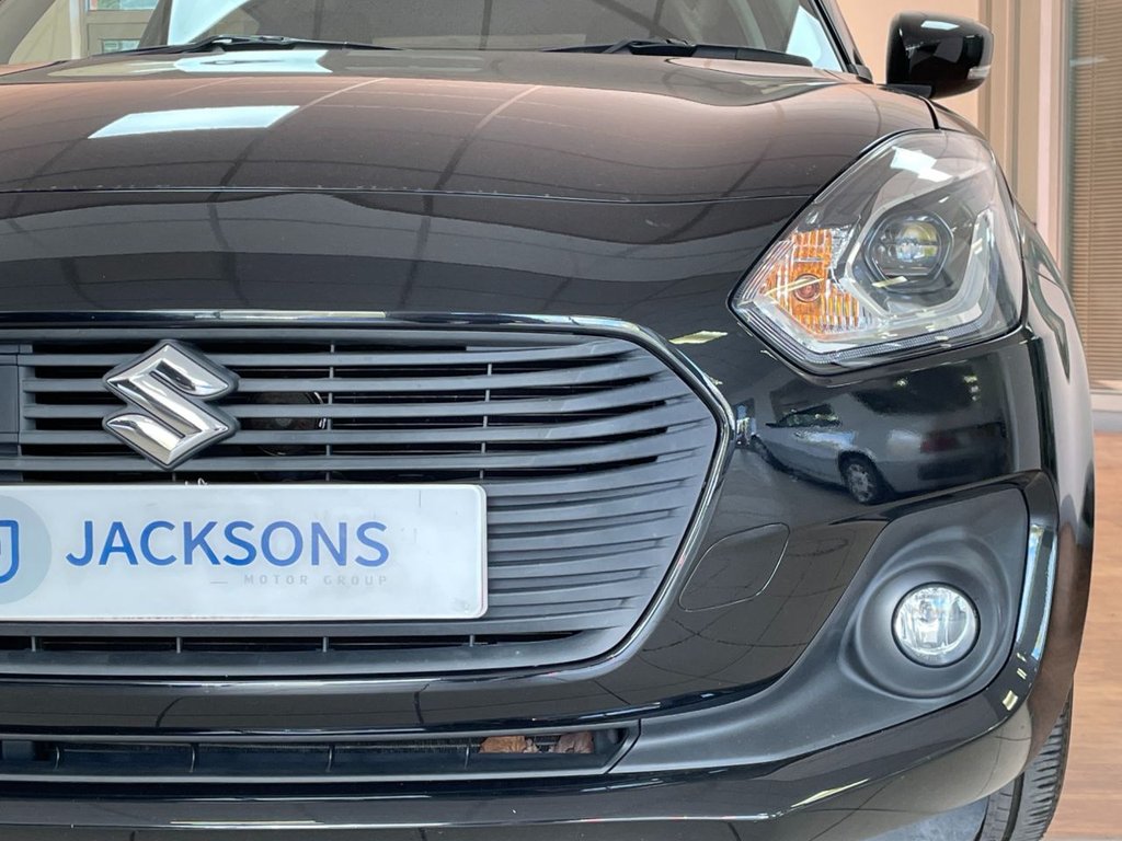 Used Suzuki Swift 2018 for sale - 76068743: Photo 7