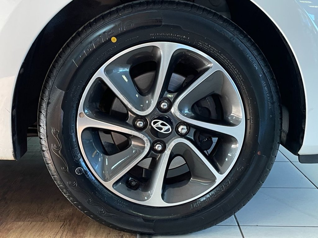 Used Hyundai i10 2019 for sale - 76710930: Photo 34