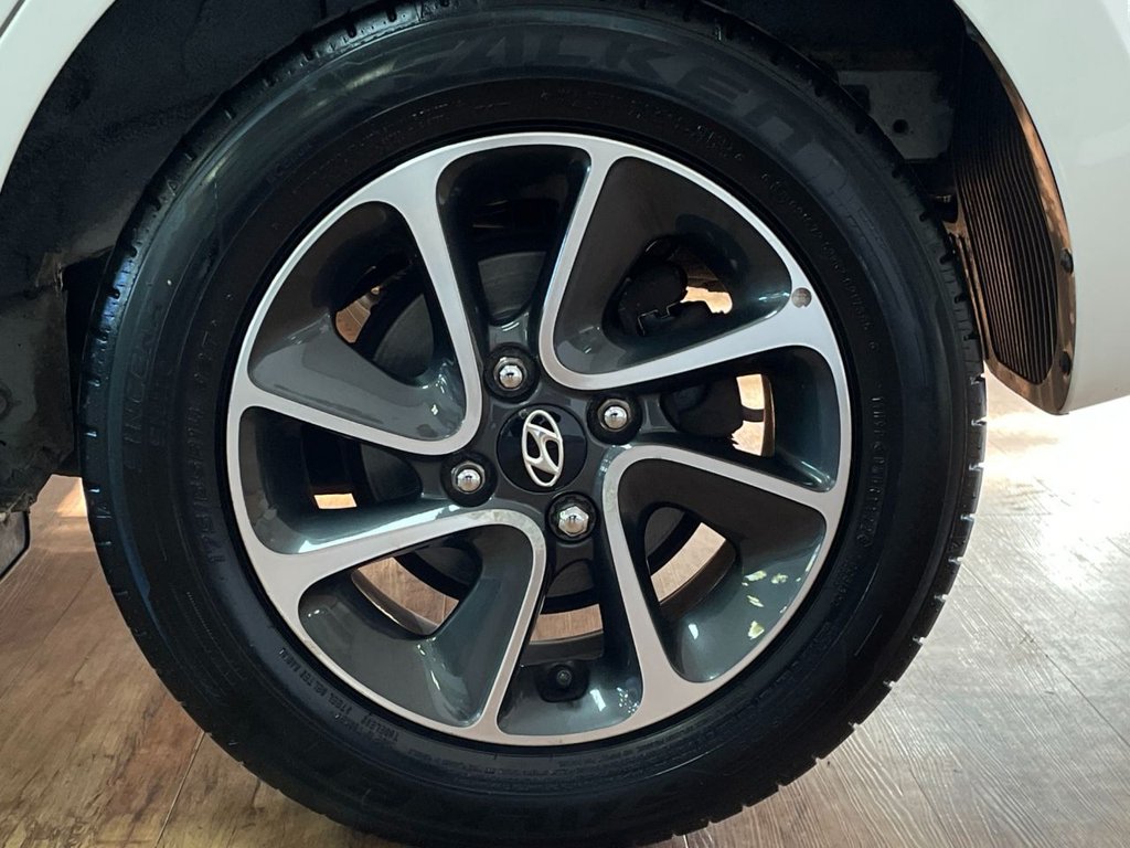 Used Hyundai i10 2019 for sale - 76710930: Photo 36