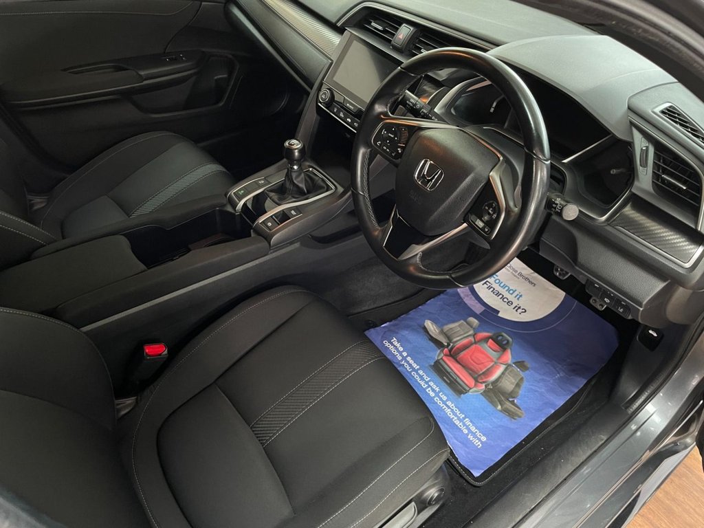 Used Honda Civic 2018 for sale - 76454318: Photo 16