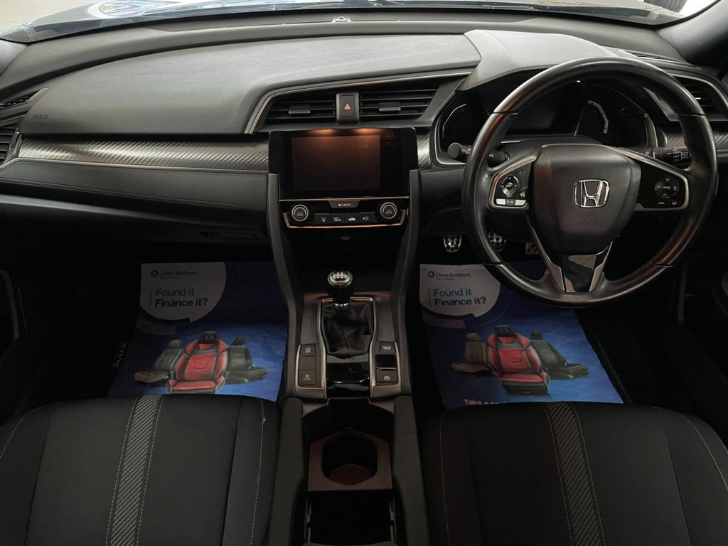 Used Honda Civic 2018 for sale - 76454318: Photo 2