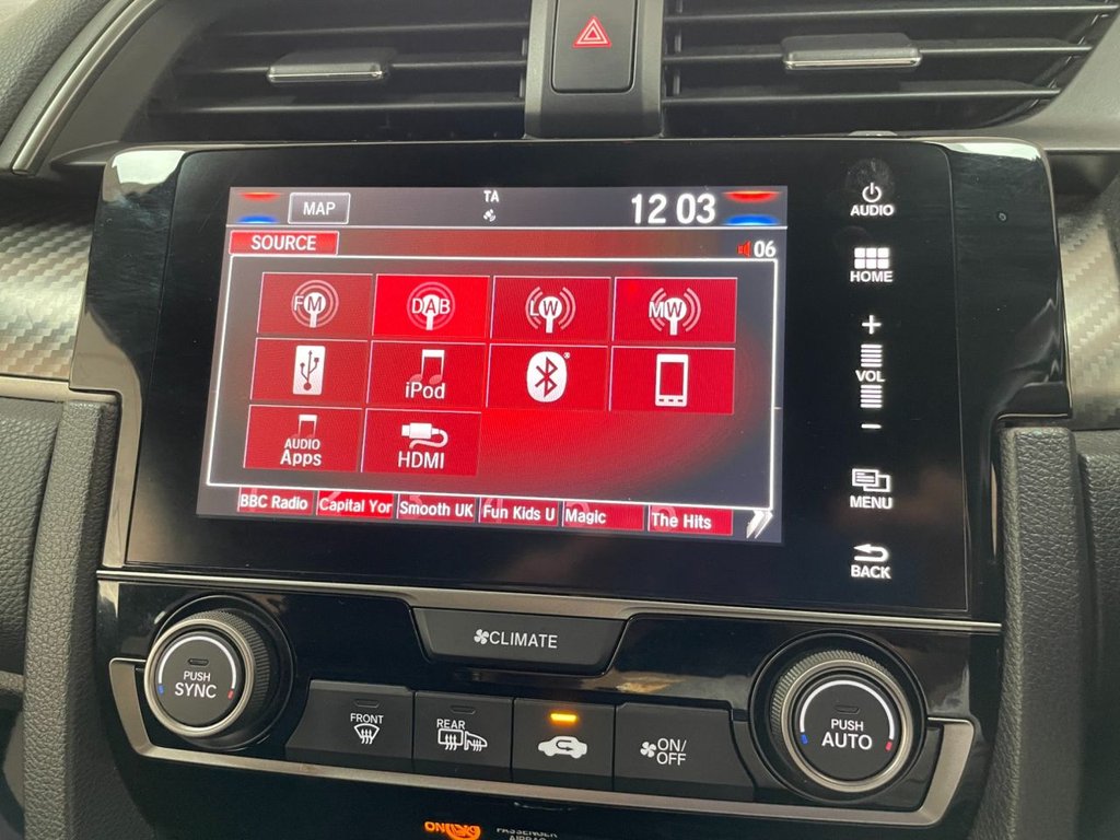 Used Honda Civic 2018 for sale - 76454318: Photo 23