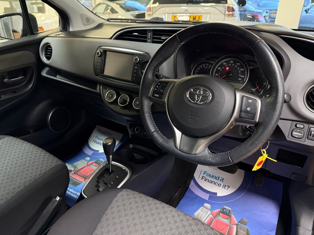 Used Toyota Yaris 2015 for sale - 77226705: Photo 17