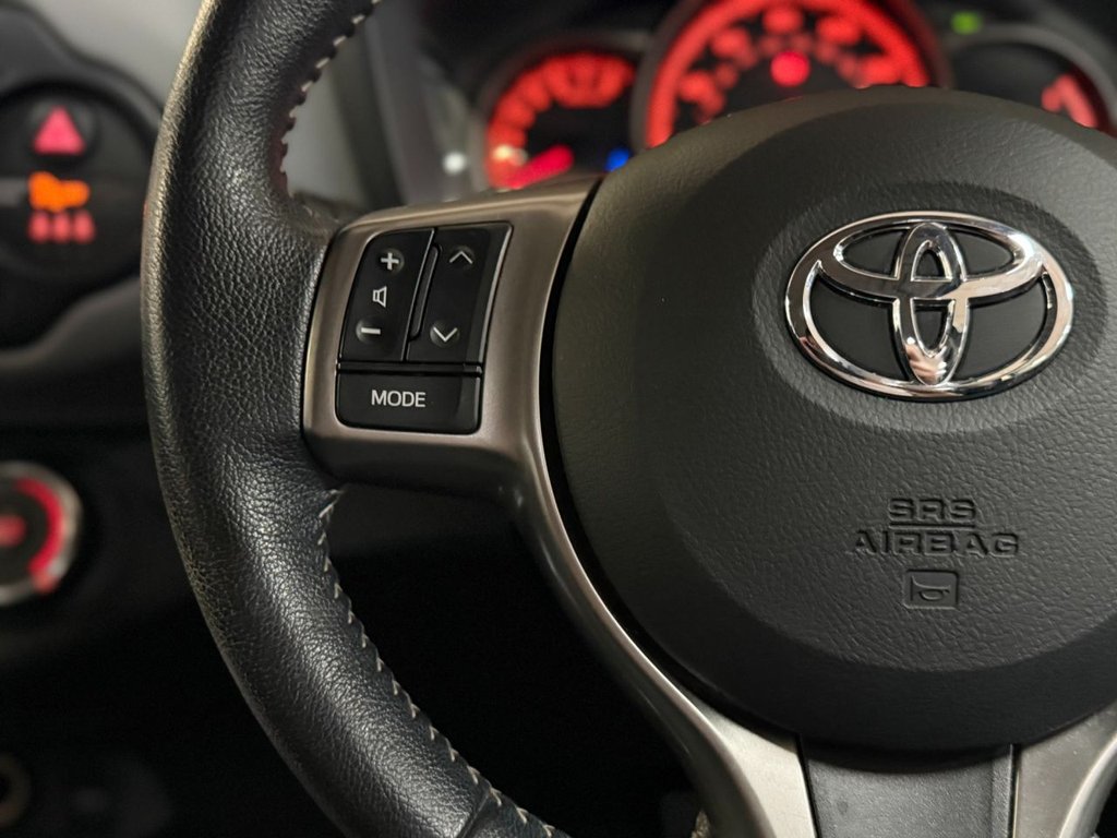 Used Toyota Yaris 2015 for sale - 77226705: Photo 29