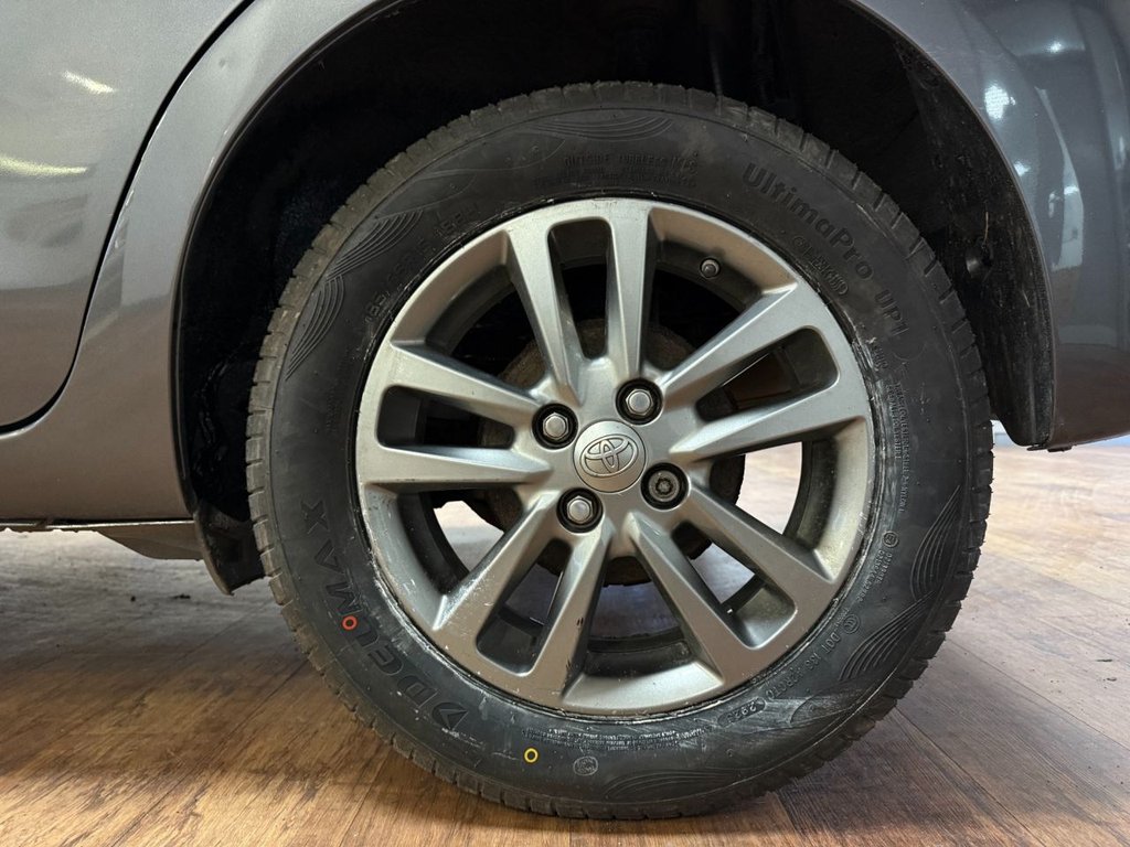 Used Toyota Yaris 2015 for sale - 77226705: Photo 36