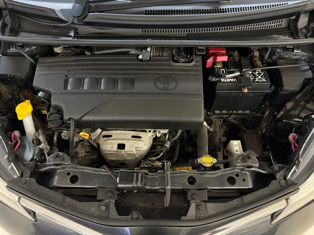 Used Toyota Yaris 2015 for sale - 77226705: Photo 43